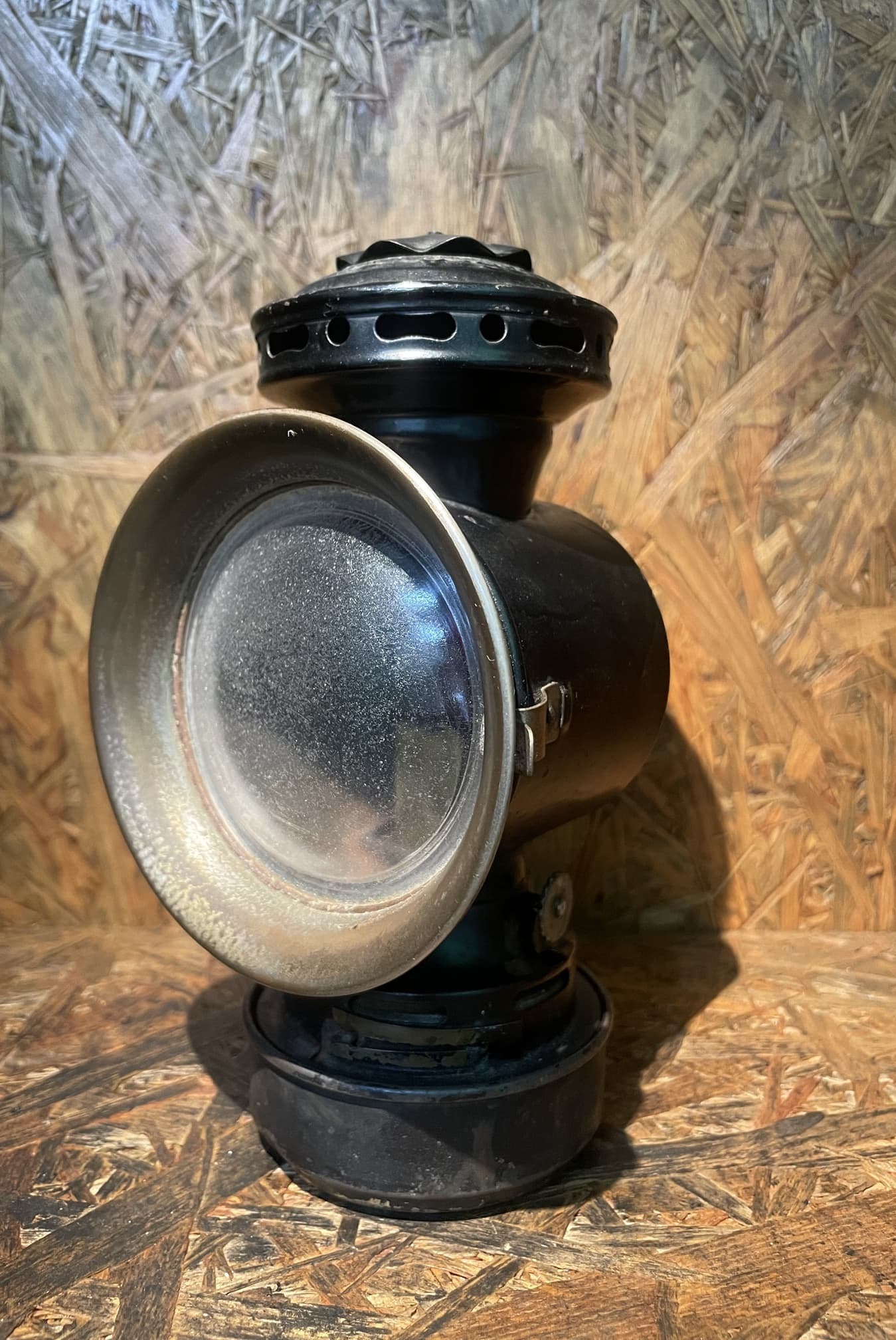 Dietz Eureka Oil Lantern Lamp