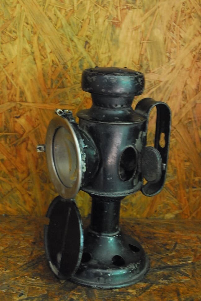 WWⅡ Blackout Military Candle-Power Lantern